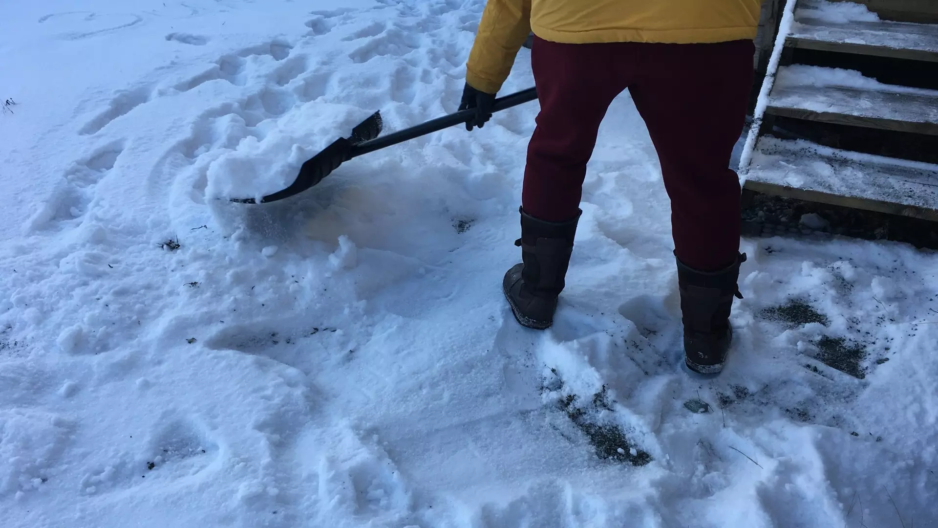 Жительница Башкирии пожаловалась на нерасчищенные от снега дороги