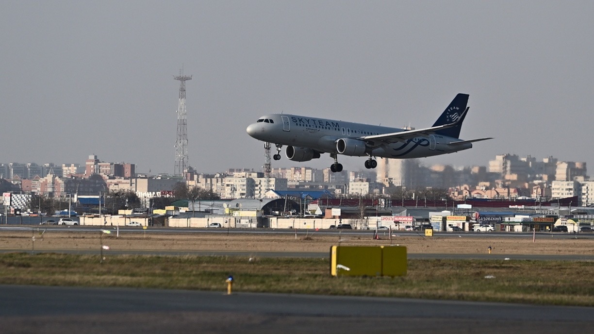 Десятки рейсов задержали в аэропорту Уфы из-за утреннего тумана