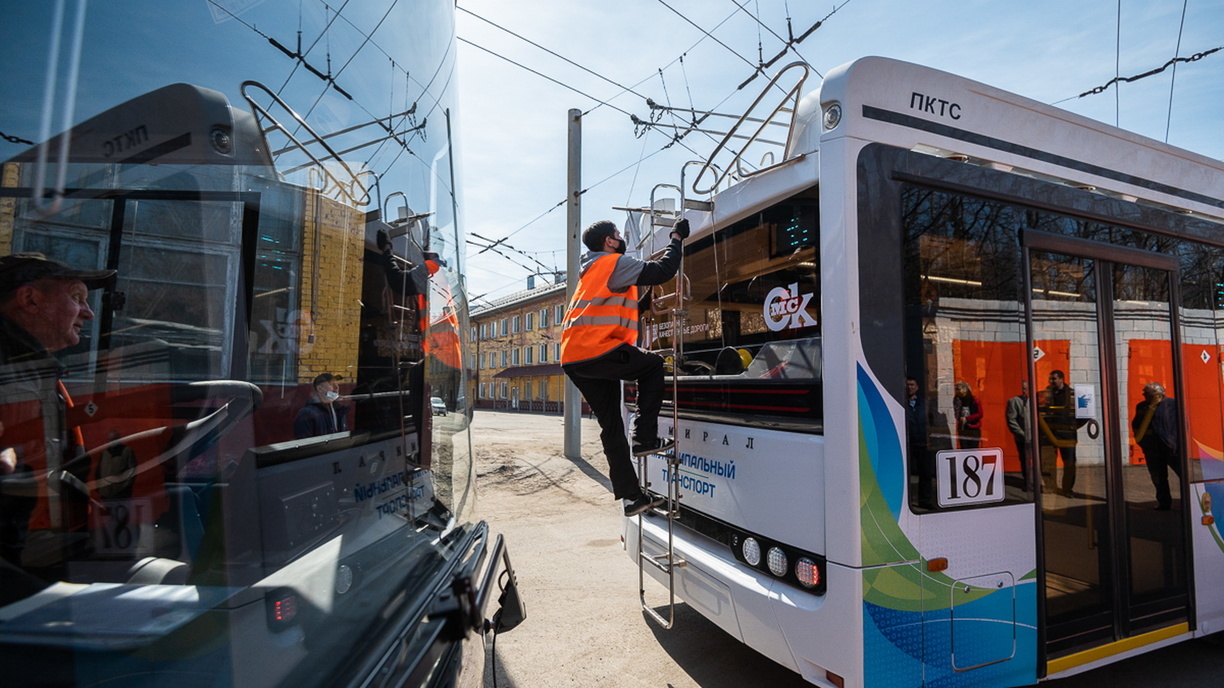 Власти объяснили, почему трамваи и троллейбусы в Уфе продолжили работать 1 августа