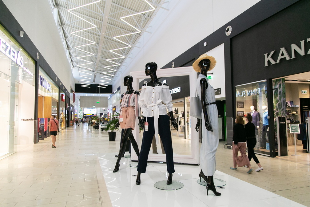 Магазин H&M в Уфе не открылся в «Планете» 1 августа