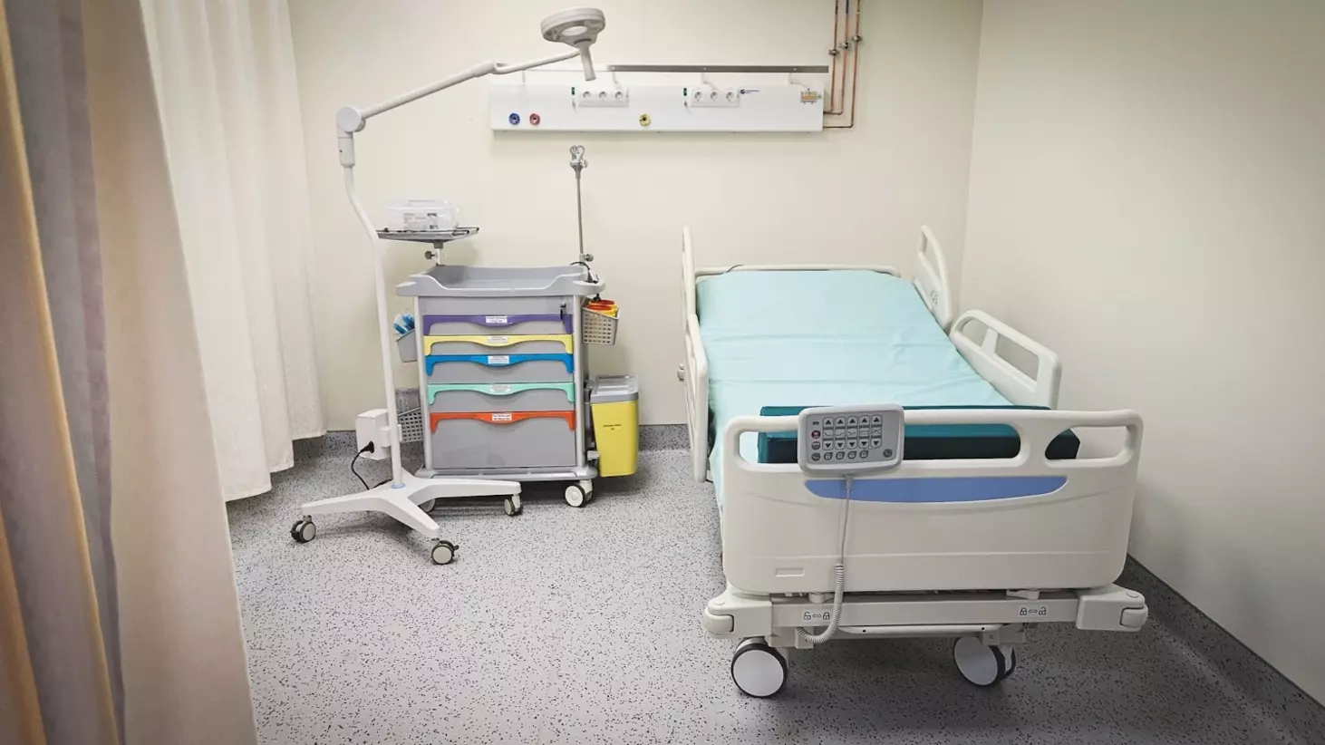 Уфимской больнице завезли некачественное оборудование за 2,7 млн рублей