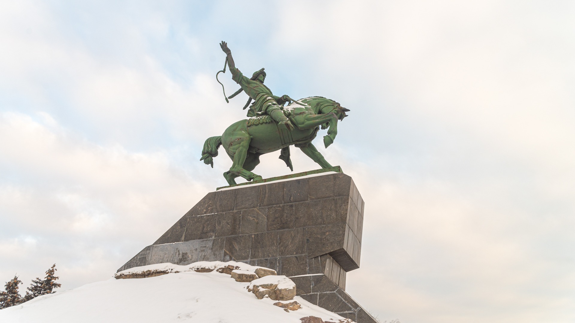 Демонтируют: стала известна судьба памятника Салавату Юлаеву в Уфе