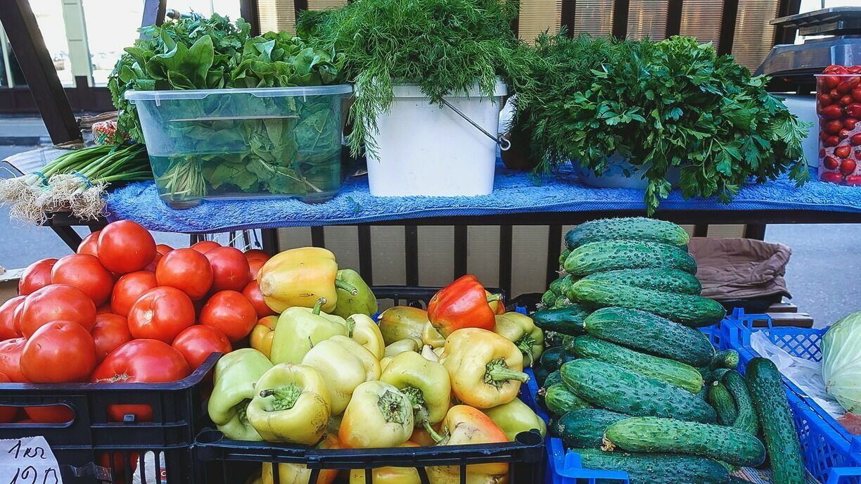 Больше всего за неделю в Башкирии в цене выросли огурцы, помидоры и картофель