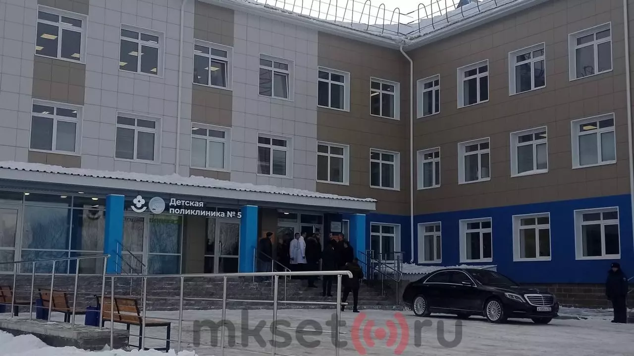 Радий Хабиров посетил новую больницу в Уфе