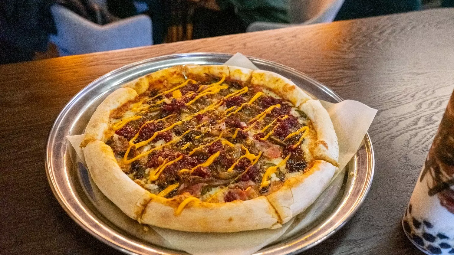 Пицца с рваной говядиной