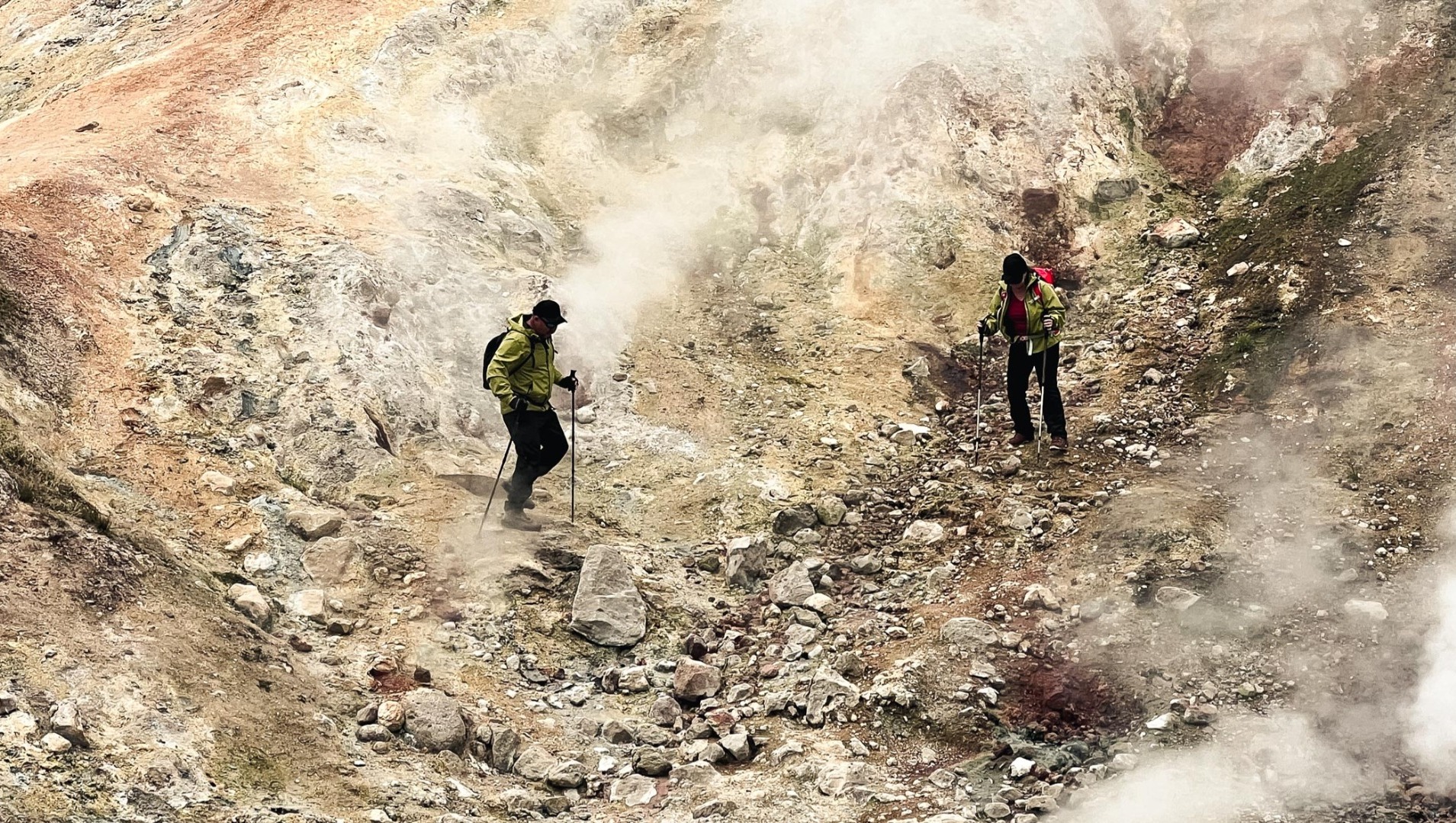 Услышал только имя: туристы из Уфы пропали во время восхождения к вулкану на Курилах