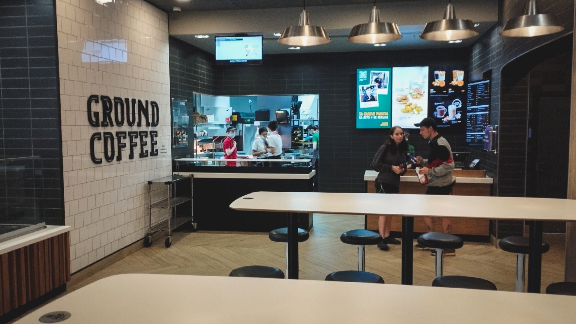 В Уфе в связи с ребрендингом закрываются на реконструкцию рестораны KFC
