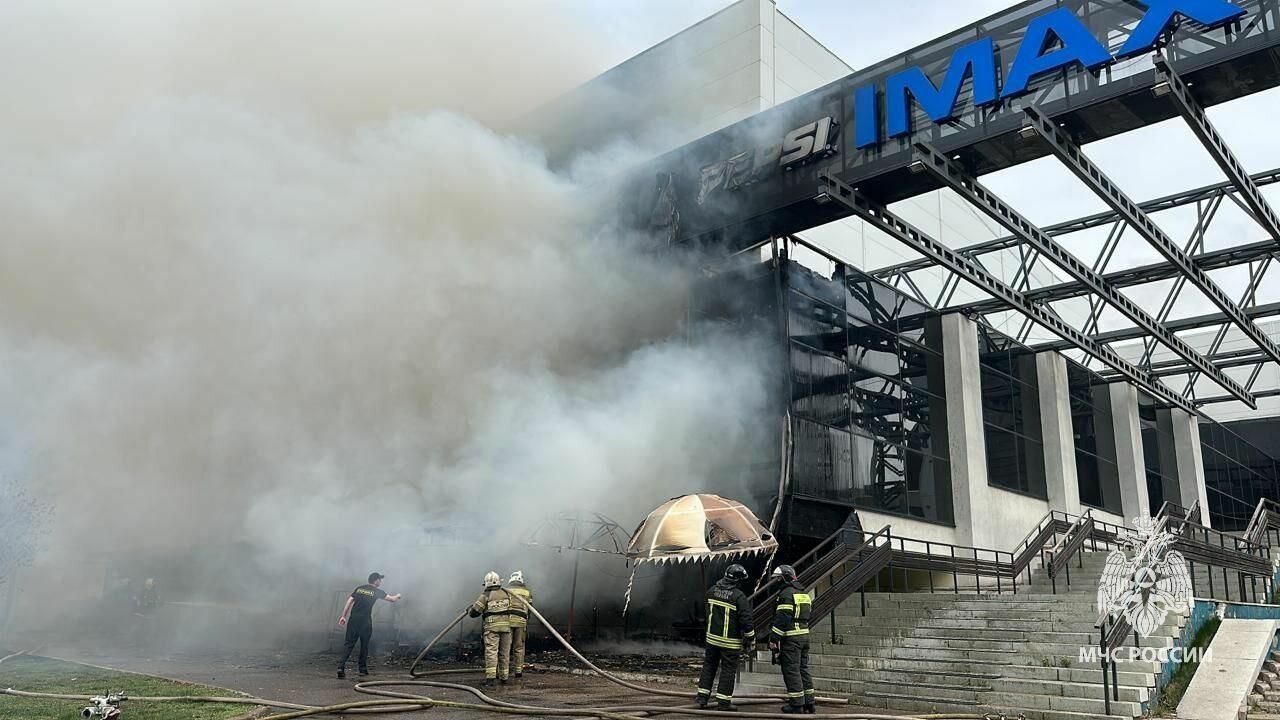 Пожар в кинотеатре «Искра» в Уфе