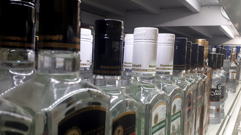 Опубликовано видео задержания торговцев контрафактным алкоголем в Башкирии