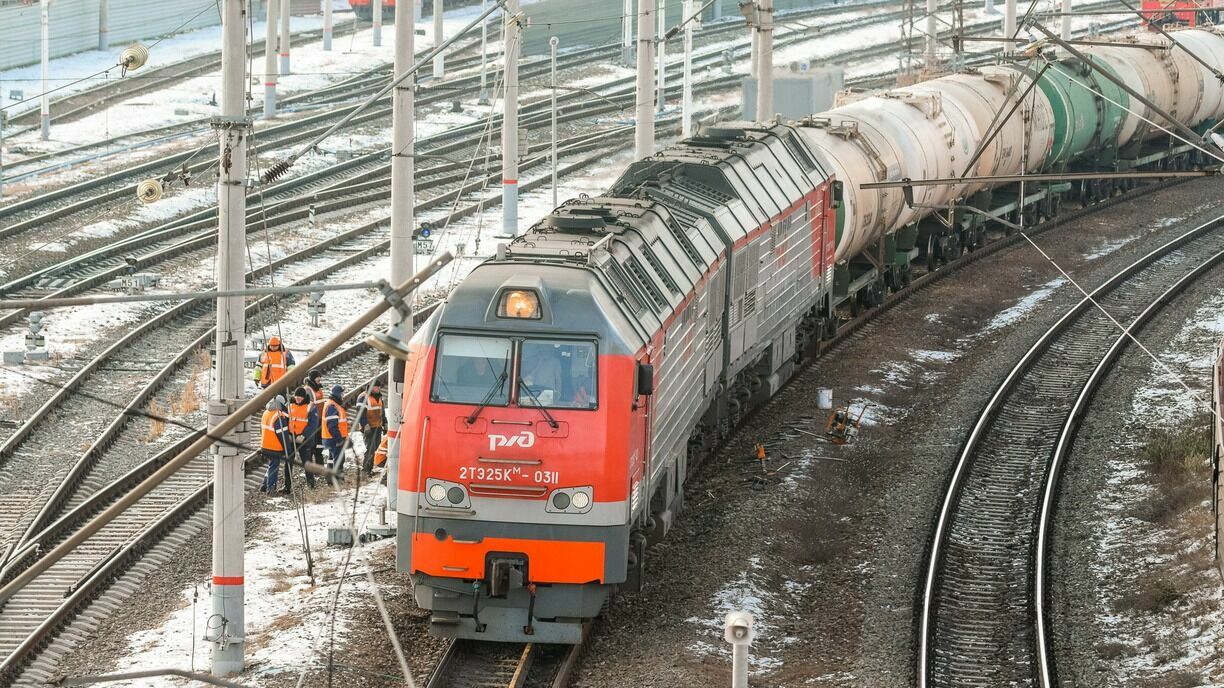 Рейсы скоростного поезда из Уфы в Оренбург отменили из-за технической неисправности