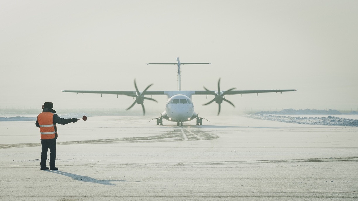 Самолет Челябинск-Москва экстренно сел в Уфе из-за тумана