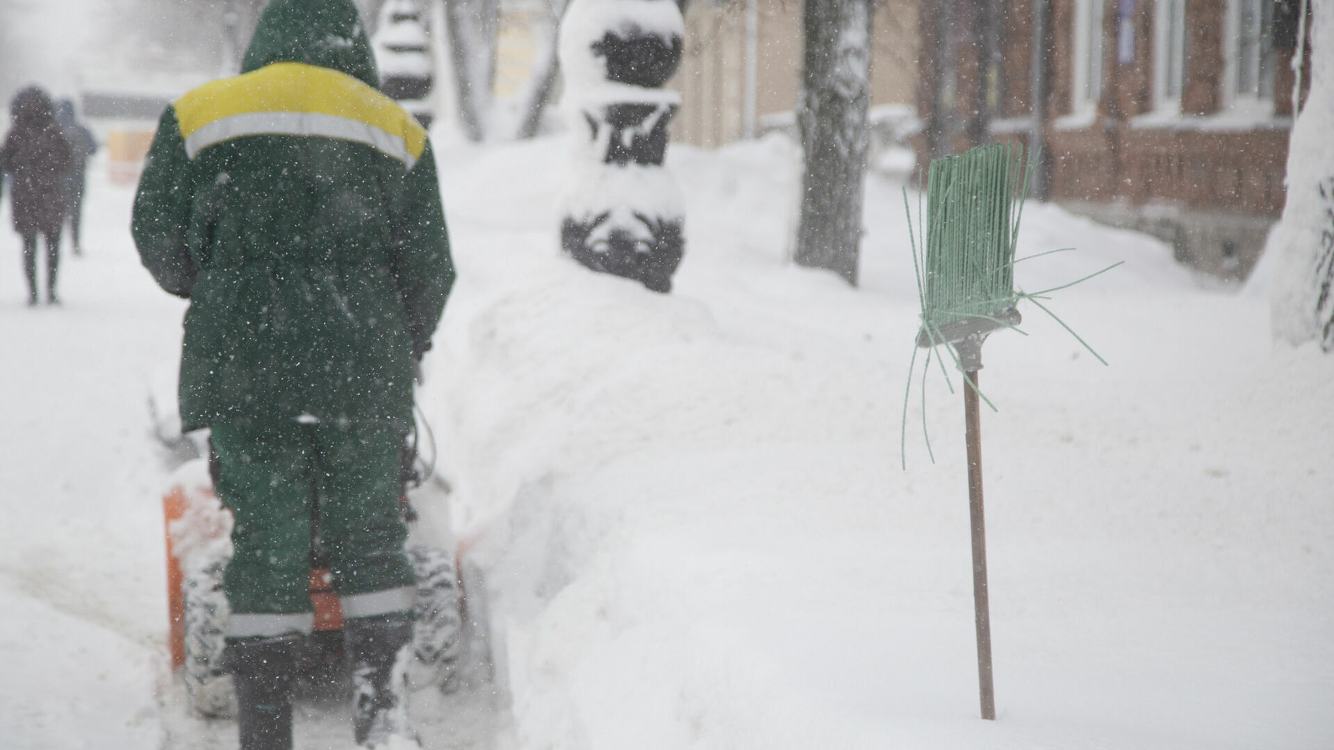 В мэрии Уфы сообщили порядок уборки улиц от снега