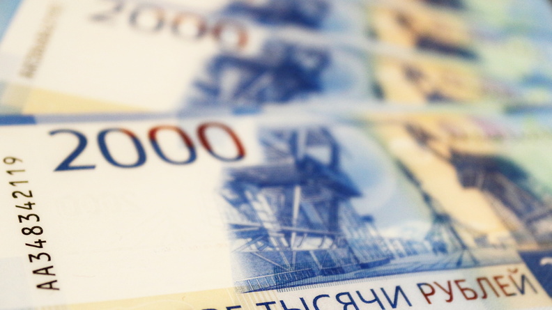 В России предложили к Новому году выплатить малоимущим по 10 тысяч рублей