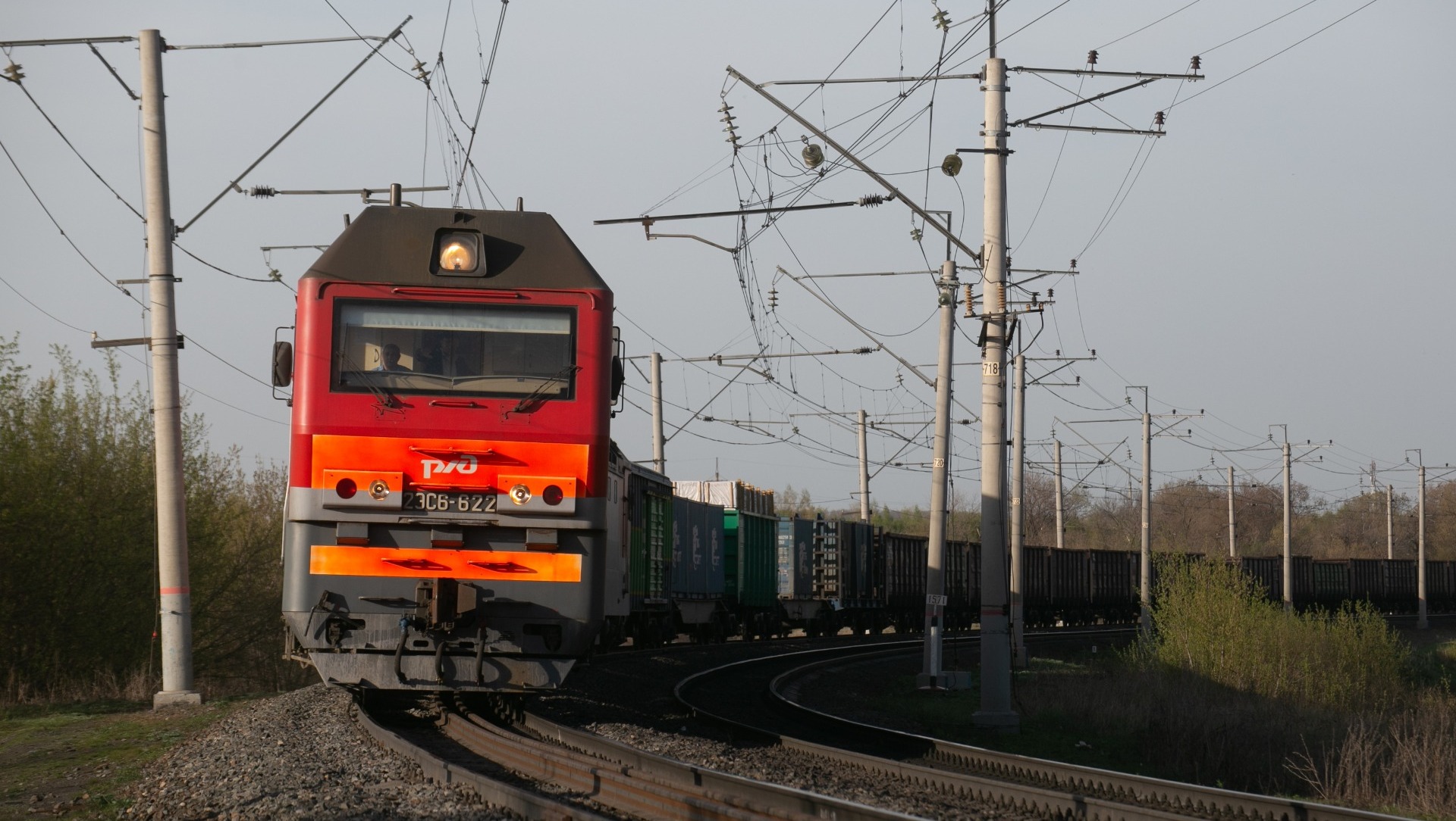 Не услышал гудок: поезд сбил 86-летнего пенсионера в Башкирии