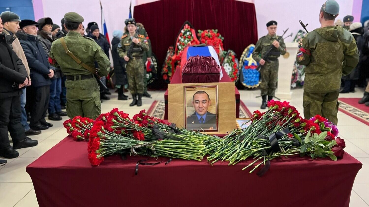 В Башкирии простились с погибшим в СВО 50-летним сержантом Гайсой Баяновым