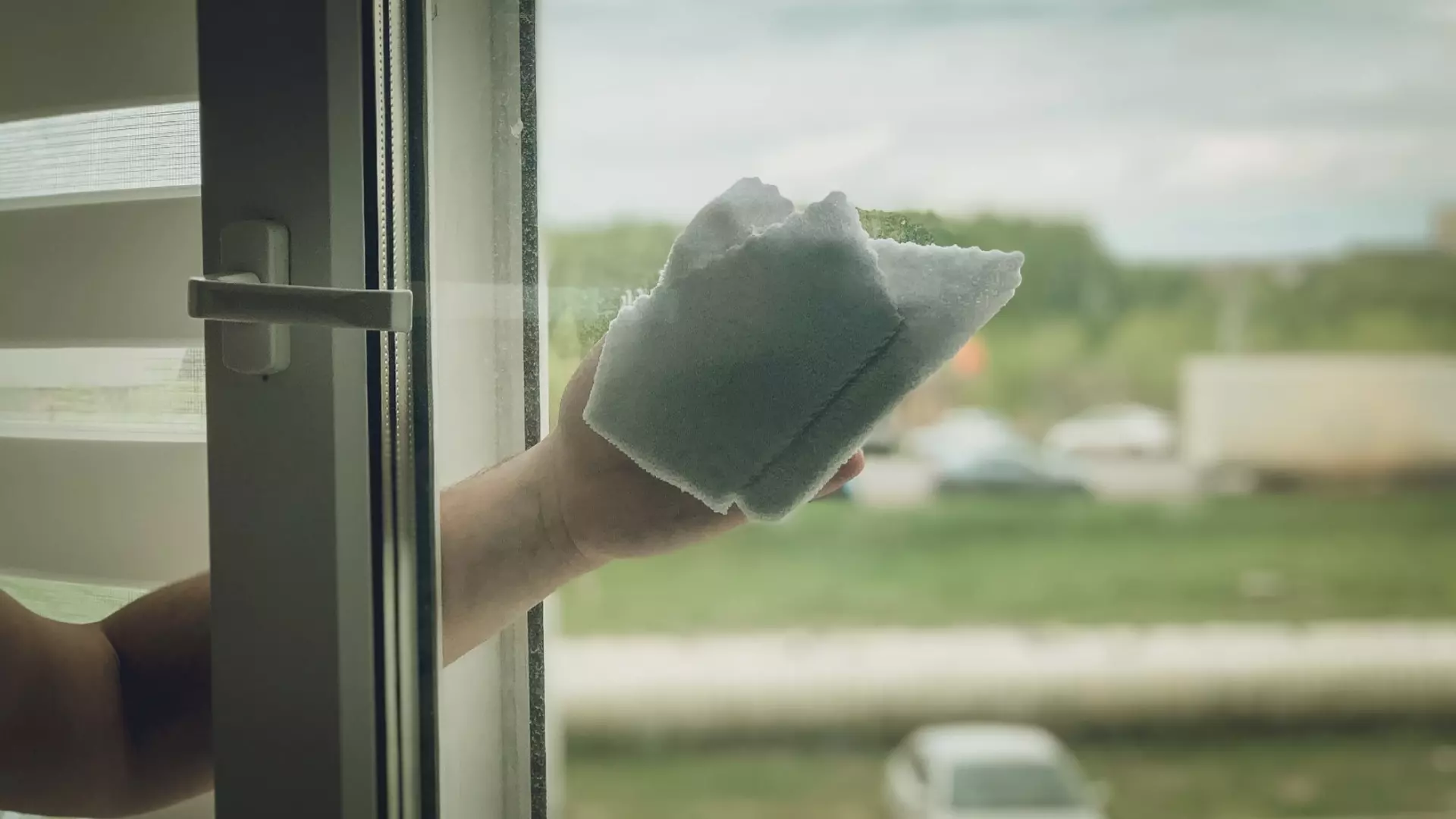 Чистота окон без химии — 5 домашних средств для мойки стекол