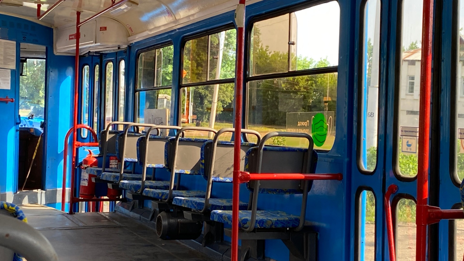 Увлекательный аттракцион: прокатились на «московском» трамвае, который подарили Уфе