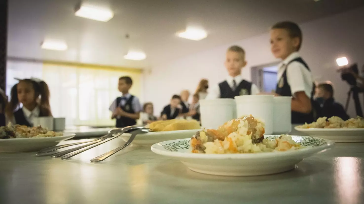 Власти Уфы будут больше тратить на школьное питание