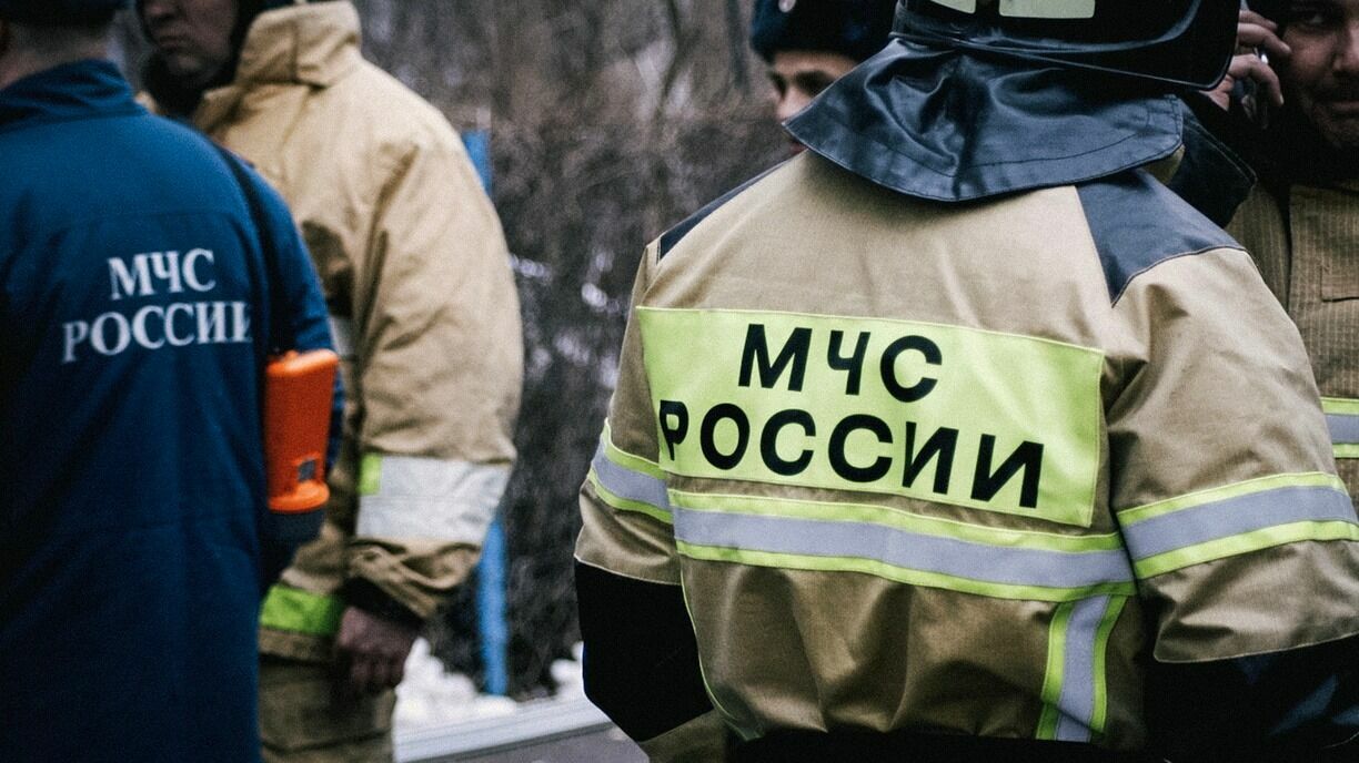 В Уфе 14 человек эвакуировали из горящего дома в деревне Фёдоровка