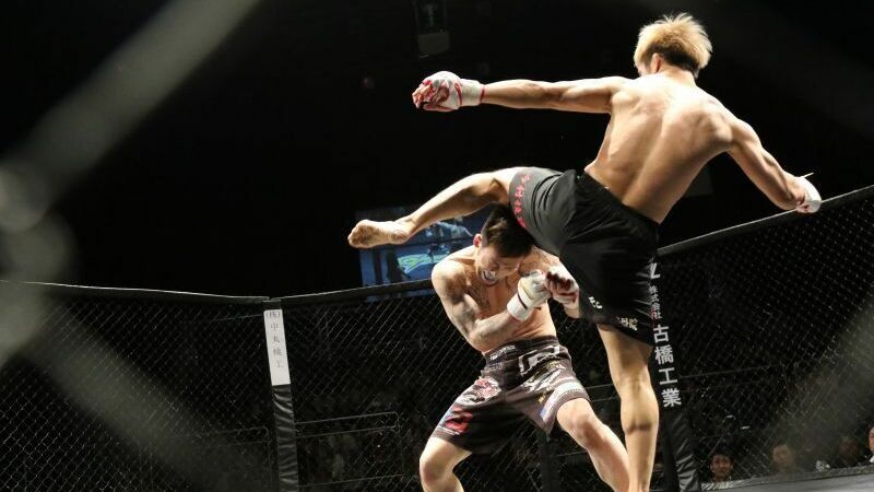 Уиттакер и Коста проведут бой на UFC 284