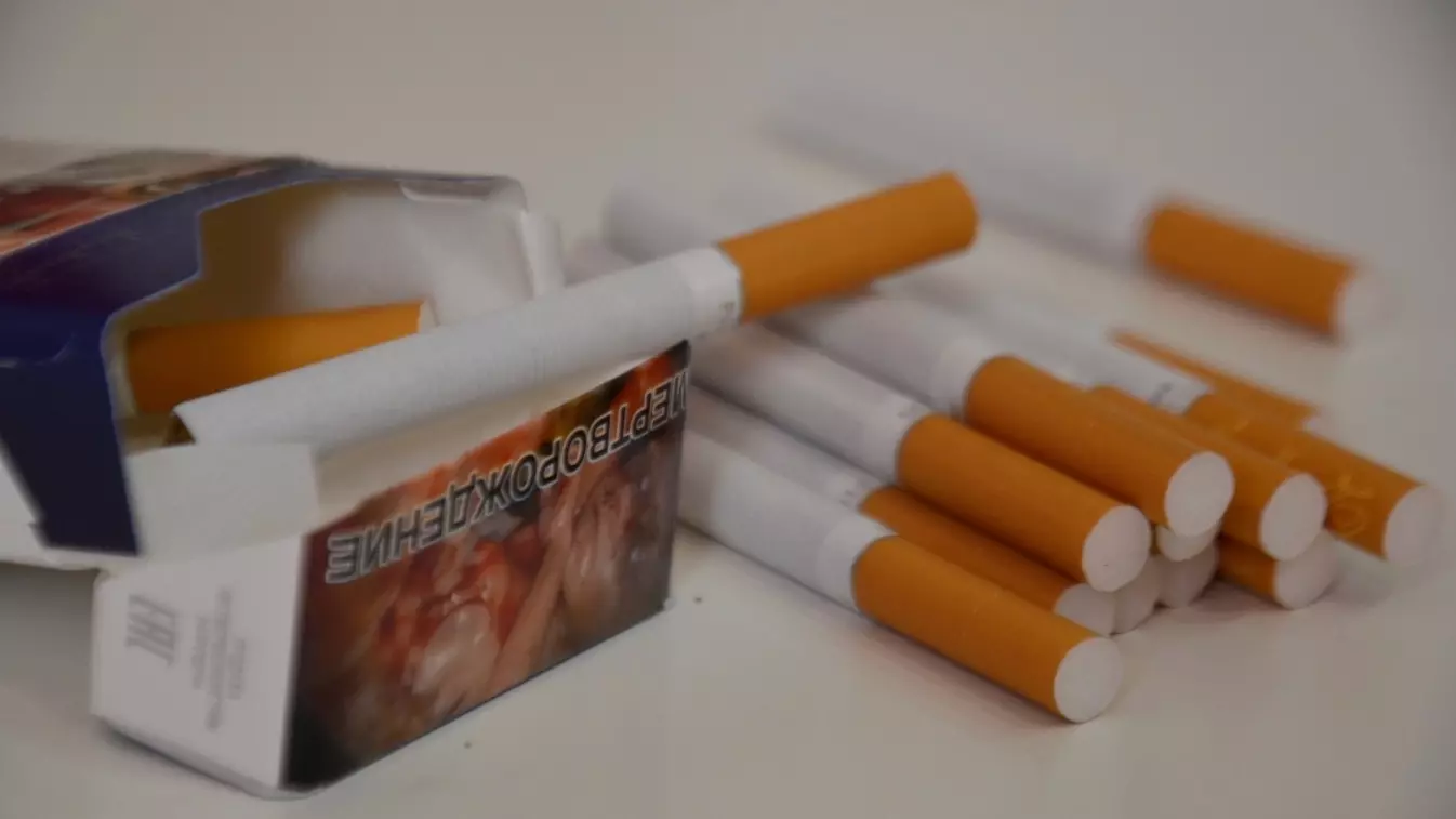 Башкирских продавцов лишили почти 3 тысяч пачек сигарет